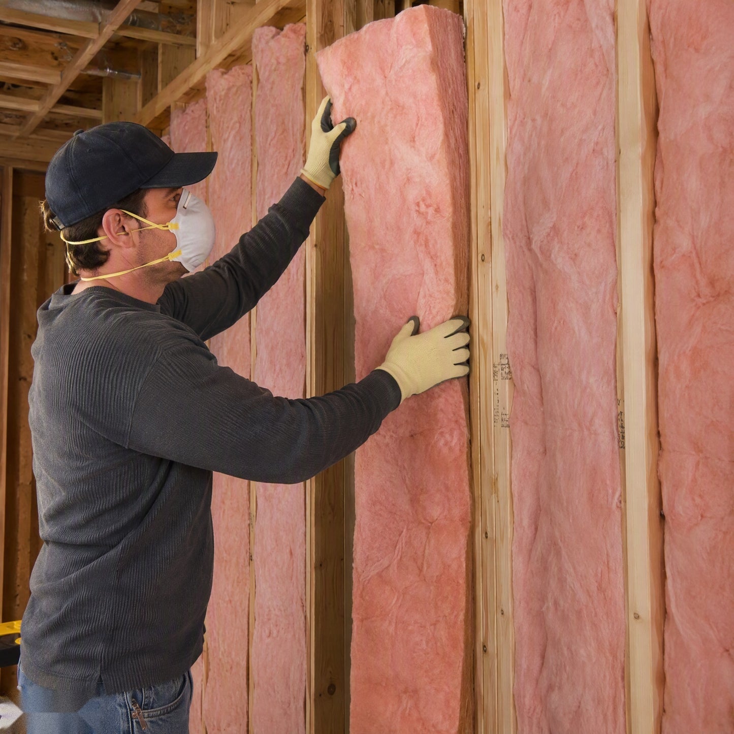 Fiberglass Batt Insulation R-13 3-1/2" x 15" x 93" Kraft-Faced